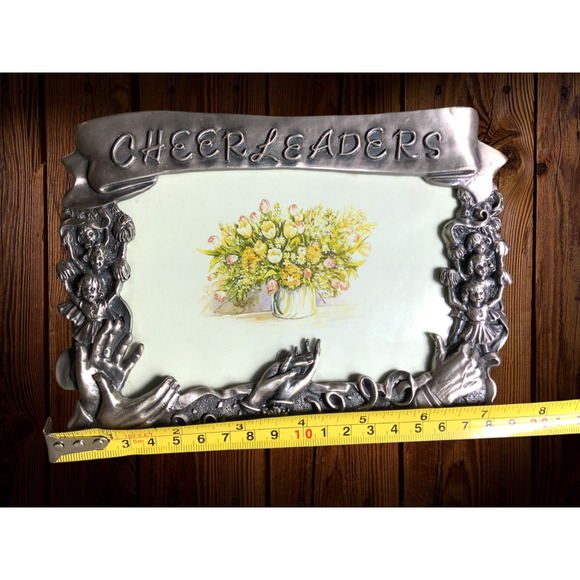 Welforth 3D Cheerleader Pewter Picture Frame Heavy 4x6 Cheer Team Souvenir Gift - Picture 4 of 5